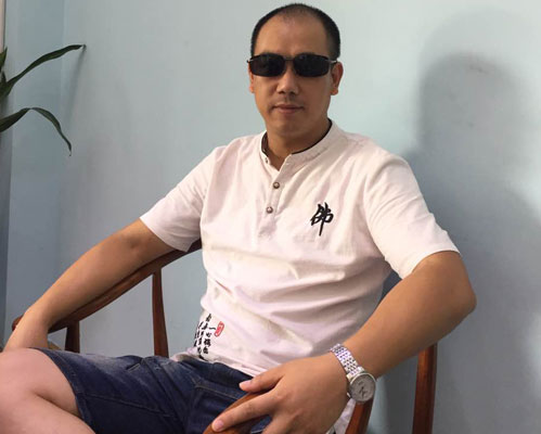 中銳傳奇經(jīng)銷商“許半仙”專訪 中銳傳奇經(jīng)銷商“許半仙”專訪